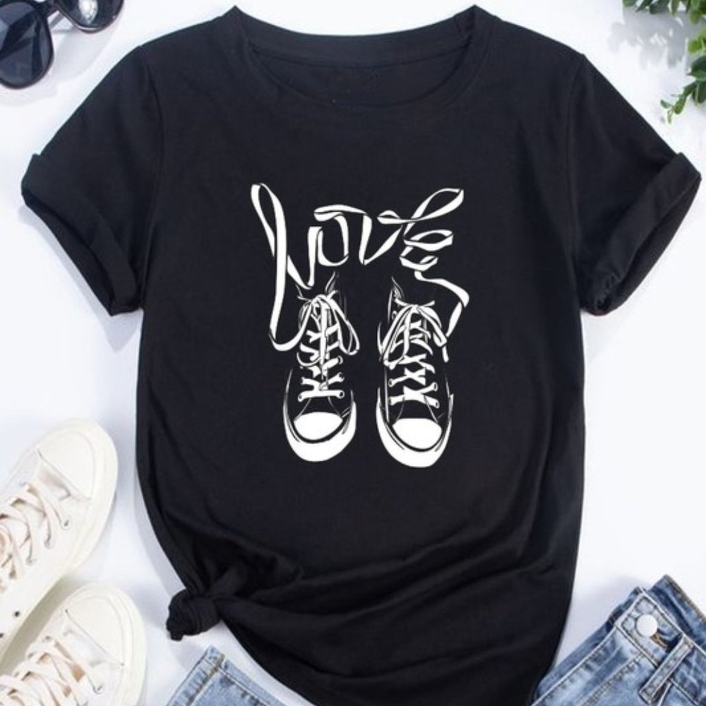 Love T-Shirt
